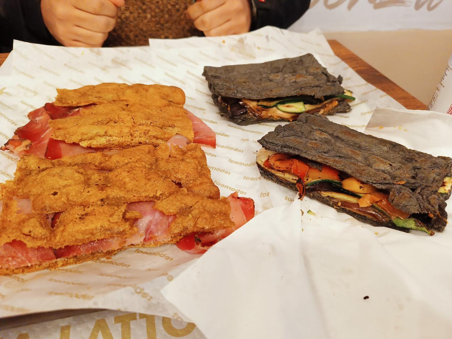 Foto di Reborneat Street Food Lab