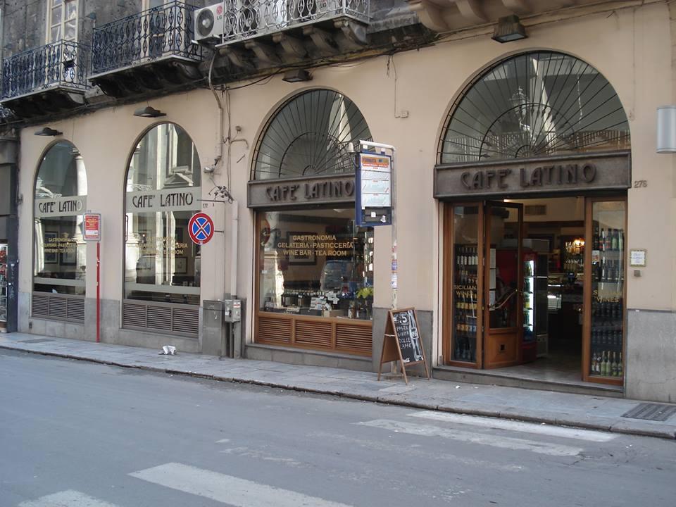 Foto di Cafè Latino di Vincenzo Stira